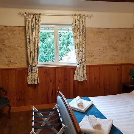 La Grange La Chapelle-Pouilloux